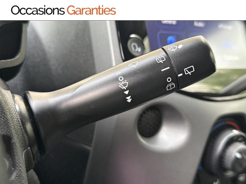 Voitures occasions TOYOTA AYGO x-play Paris