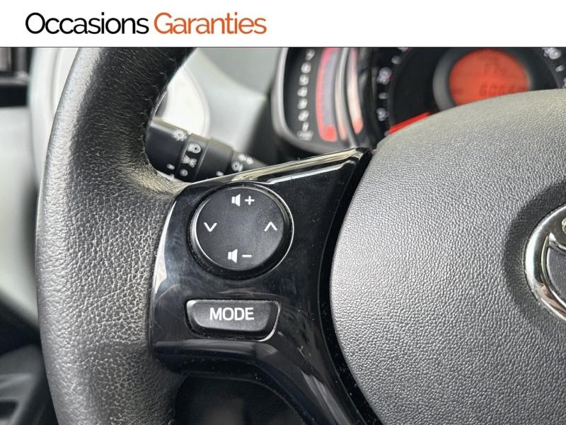 Voitures occasions TOYOTA AYGO x-play Paris
