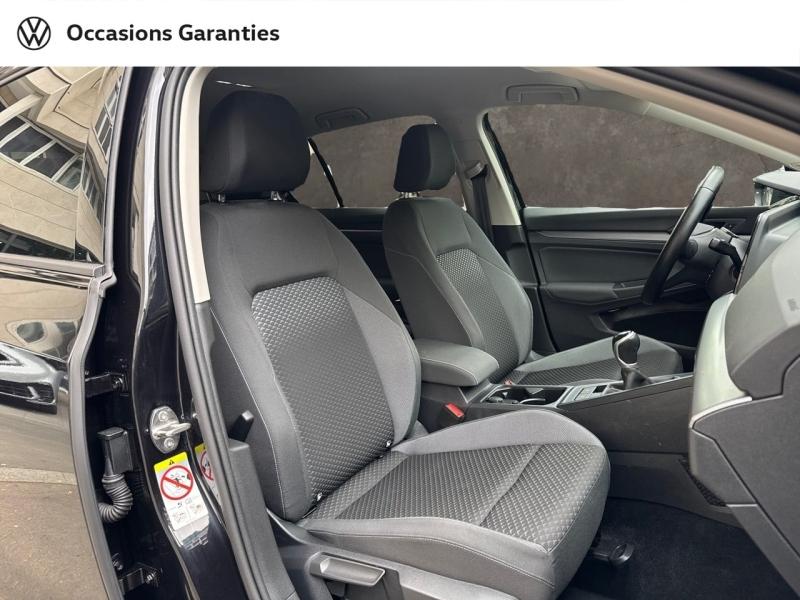 Voitures occasions VOLKSWAGEN GOLF Active Paris