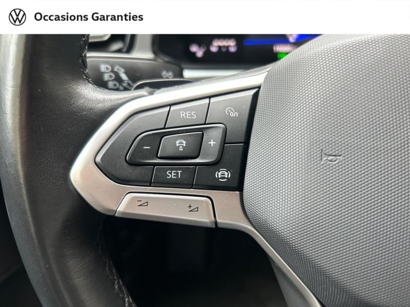 Voitures occasions VOLKSWAGEN T-ROC Life Paris