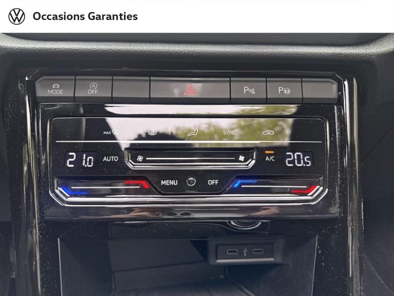 Voitures occasions VOLKSWAGEN T-ROC R-Line Paris