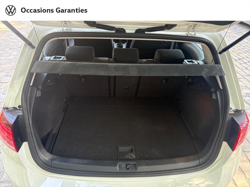 Voitures occasions VOLKSWAGEN GOLF First Edition Paris