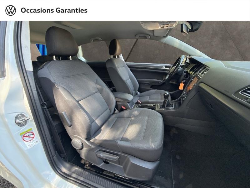 Voitures occasions VOLKSWAGEN GOLF First Edition Paris