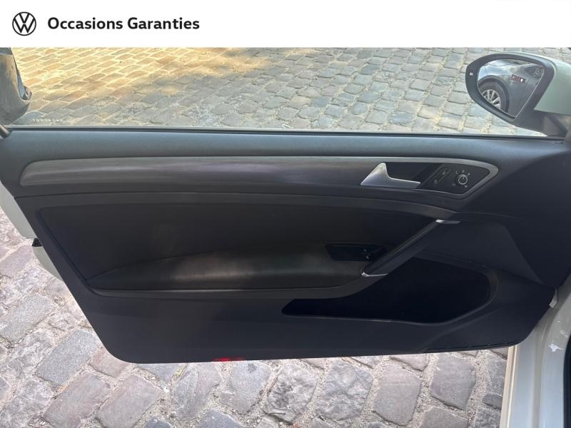 Voitures occasions VOLKSWAGEN GOLF First Edition Paris