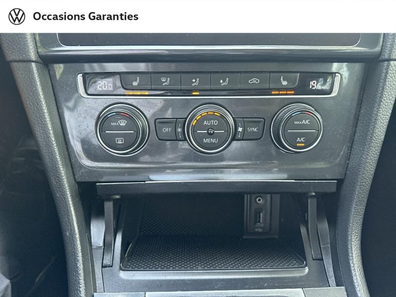 Voitures occasions VOLKSWAGEN GOLF First Edition Paris