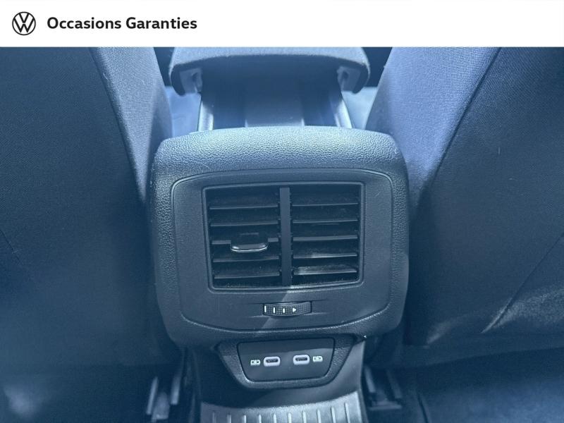 Voitures occasions VOLKSWAGEN T-ROC Life Paris