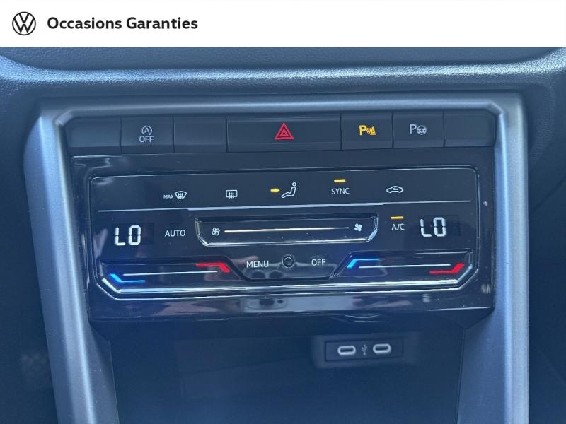 Voitures occasions VOLKSWAGEN T-ROC Life Paris