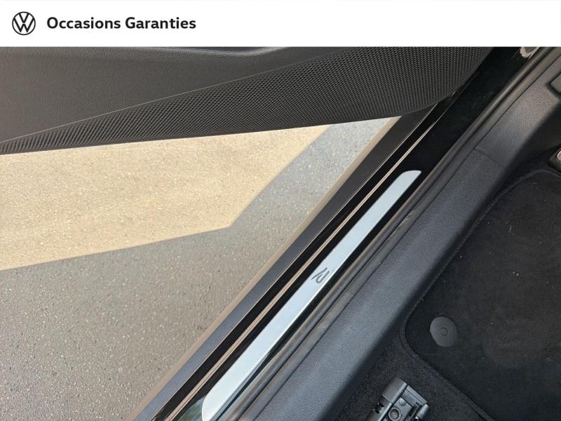 Voitures occasions VOLKSWAGEN T-ROC R-Line Paris
