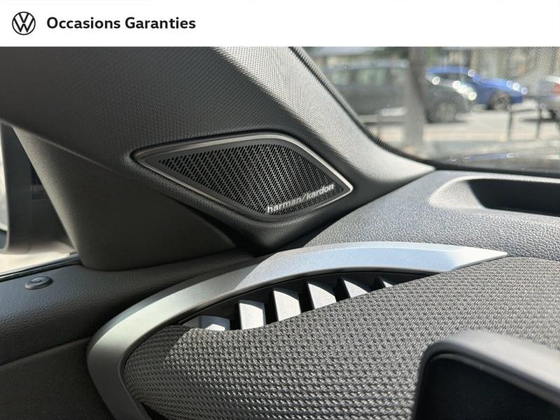 Voitures occasions VOLKSWAGEN T-ROC R-Line Paris