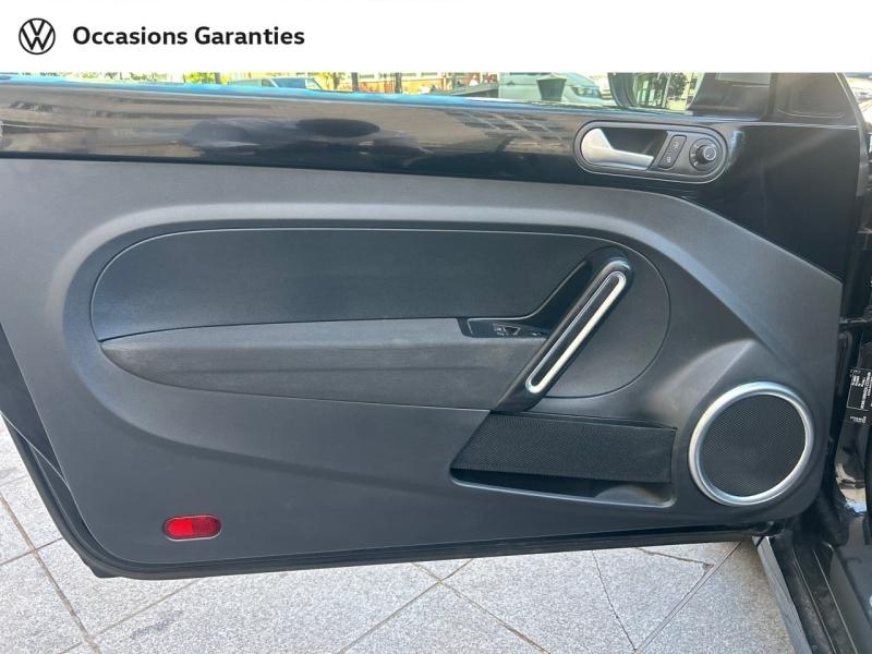 Voitures occasions VOLKSWAGEN Coccinelle Cabriolet Design Paris