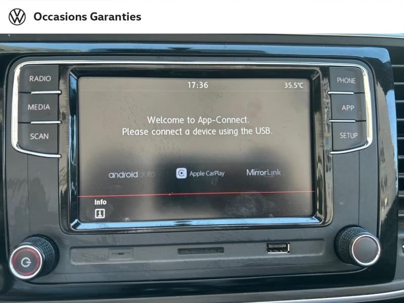 Voitures occasions VOLKSWAGEN Coccinelle Cabriolet Design Paris