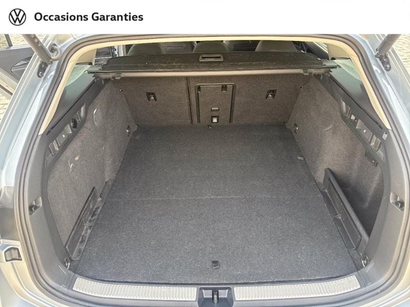Voitures occasions VOLKSWAGEN Passat SW Elegance Paris