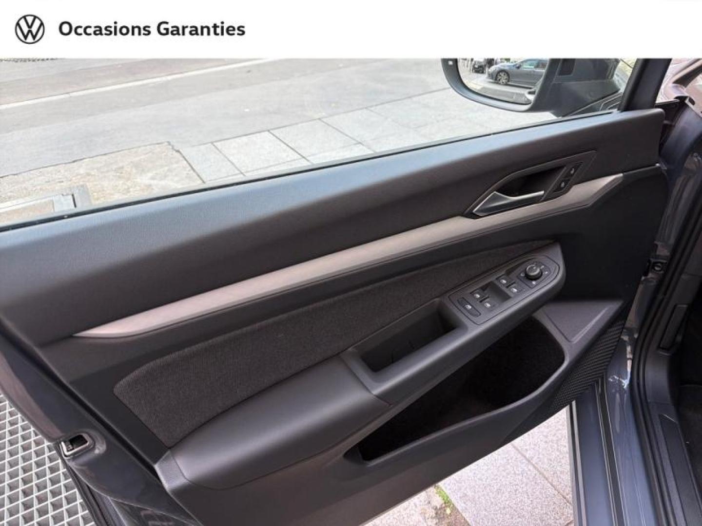 Voitures occasions VOLKSWAGEN UTILITAIRES Golf Sté Life Plus Paris
