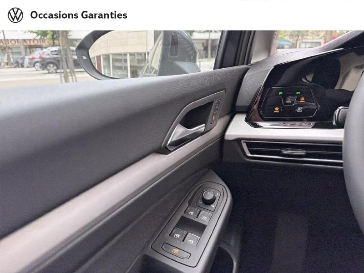 Voitures occasions VOLKSWAGEN UTILITAIRES Golf Sté Life Plus Paris
