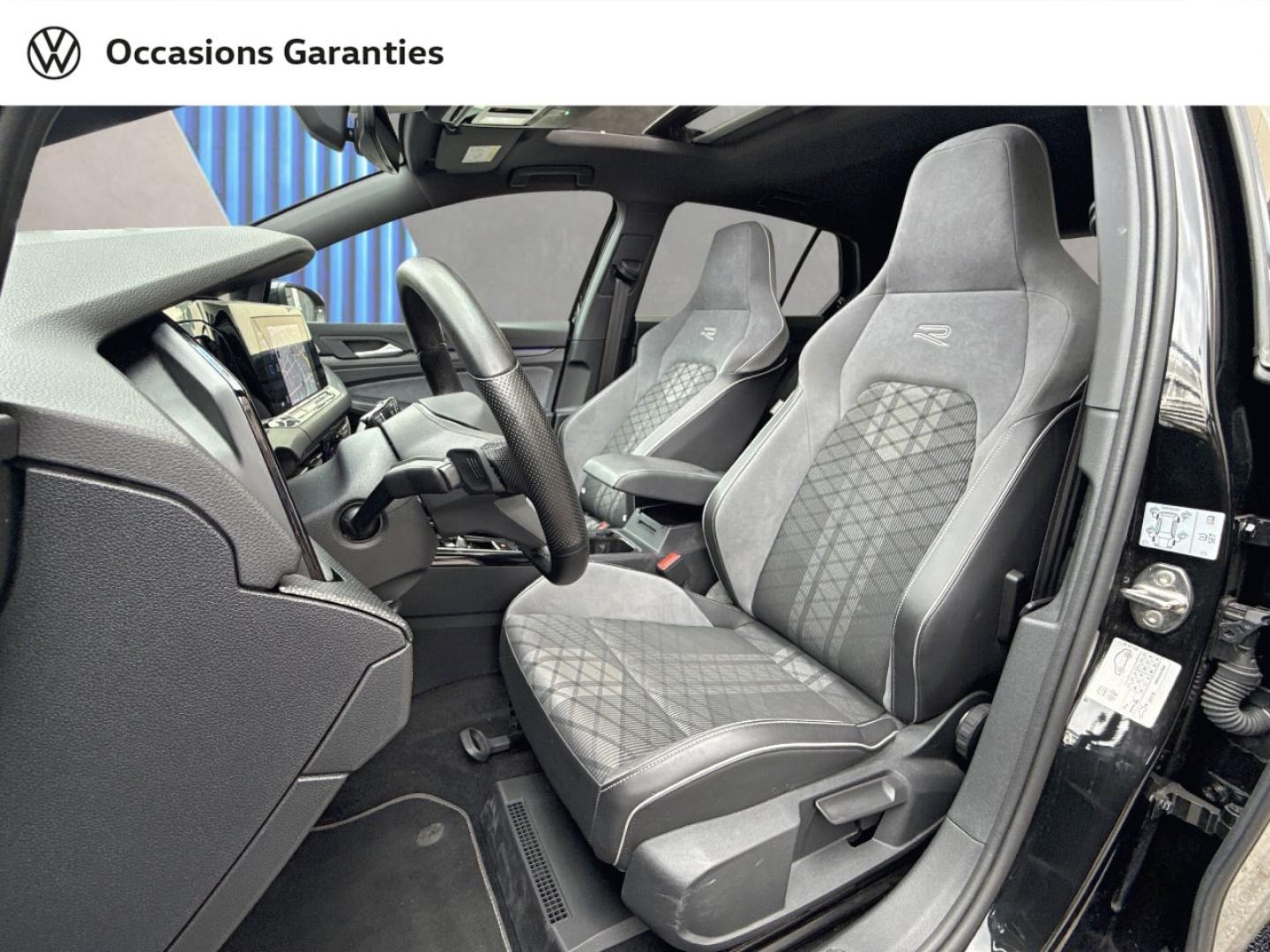 Voitures occasions VOLKSWAGEN GOLF R-Line Paris