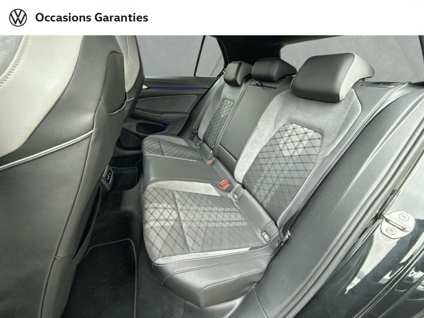 Voitures occasions VOLKSWAGEN GOLF R-Line Paris