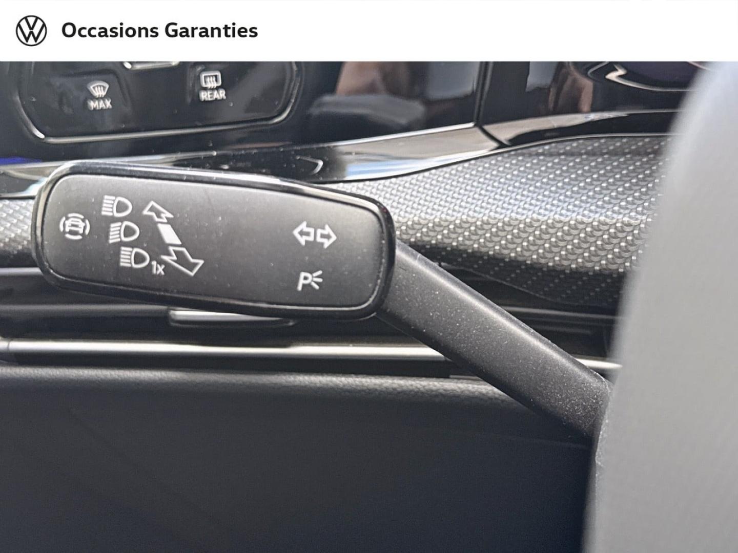 Voitures occasions VOLKSWAGEN GOLF R-Line Paris
