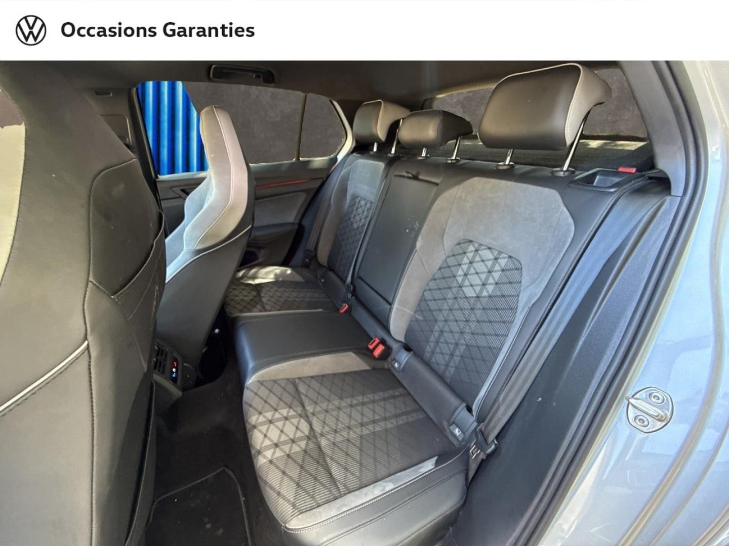 Voitures occasions VOLKSWAGEN GOLF R-Line Paris