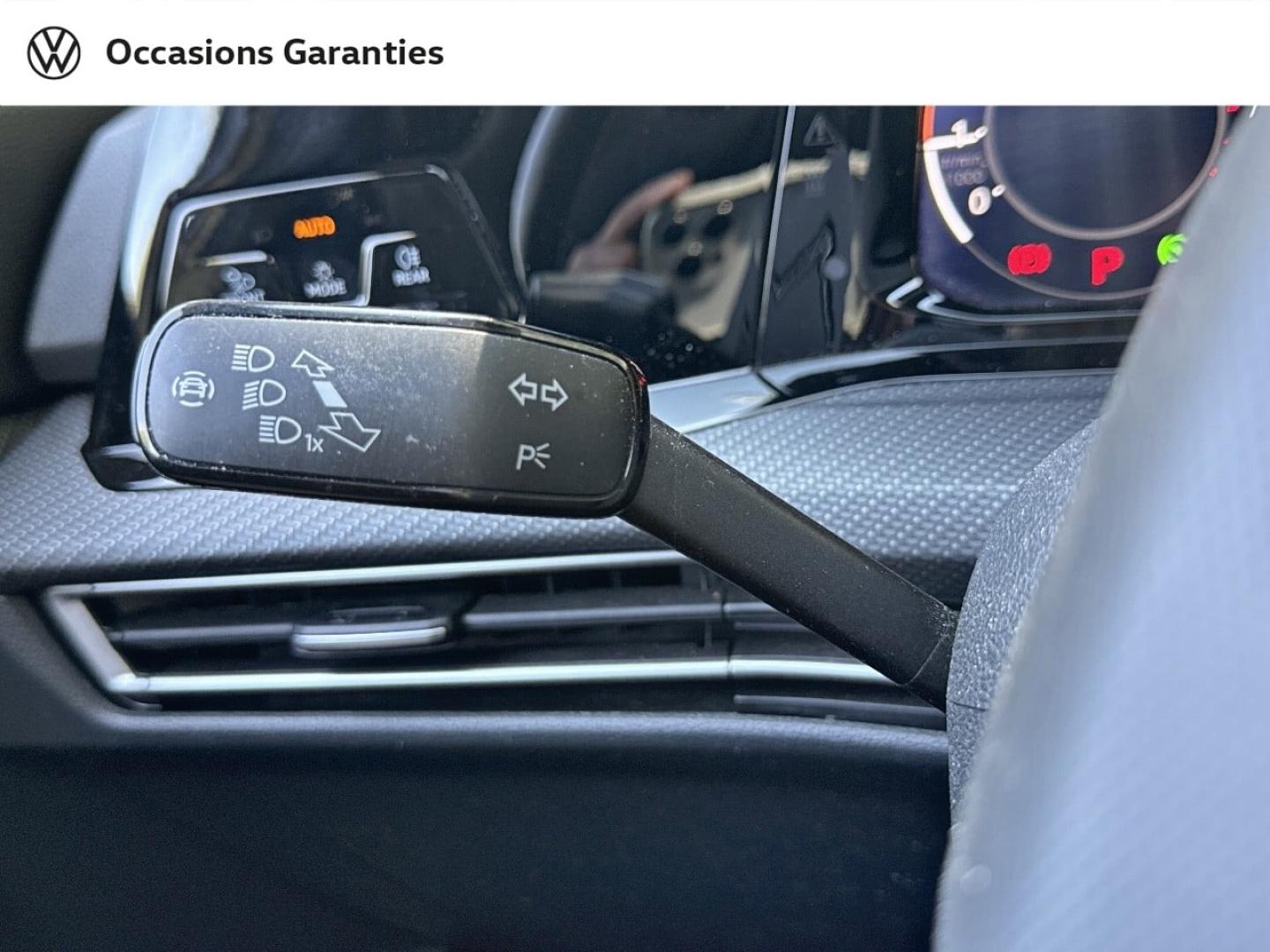 Voitures occasions VOLKSWAGEN GOLF R-Line Paris