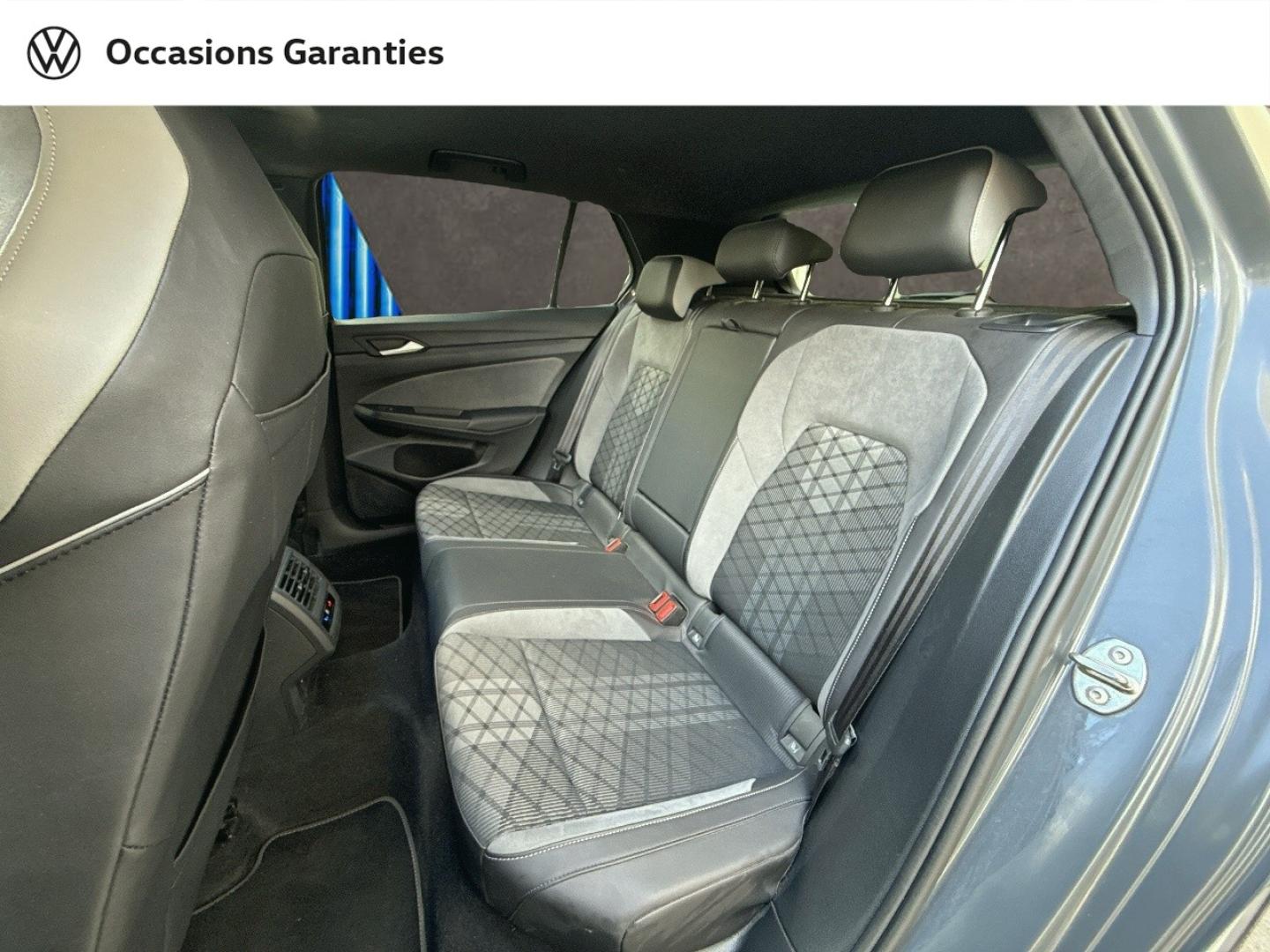 Voitures occasions VOLKSWAGEN GOLF R-Line Paris