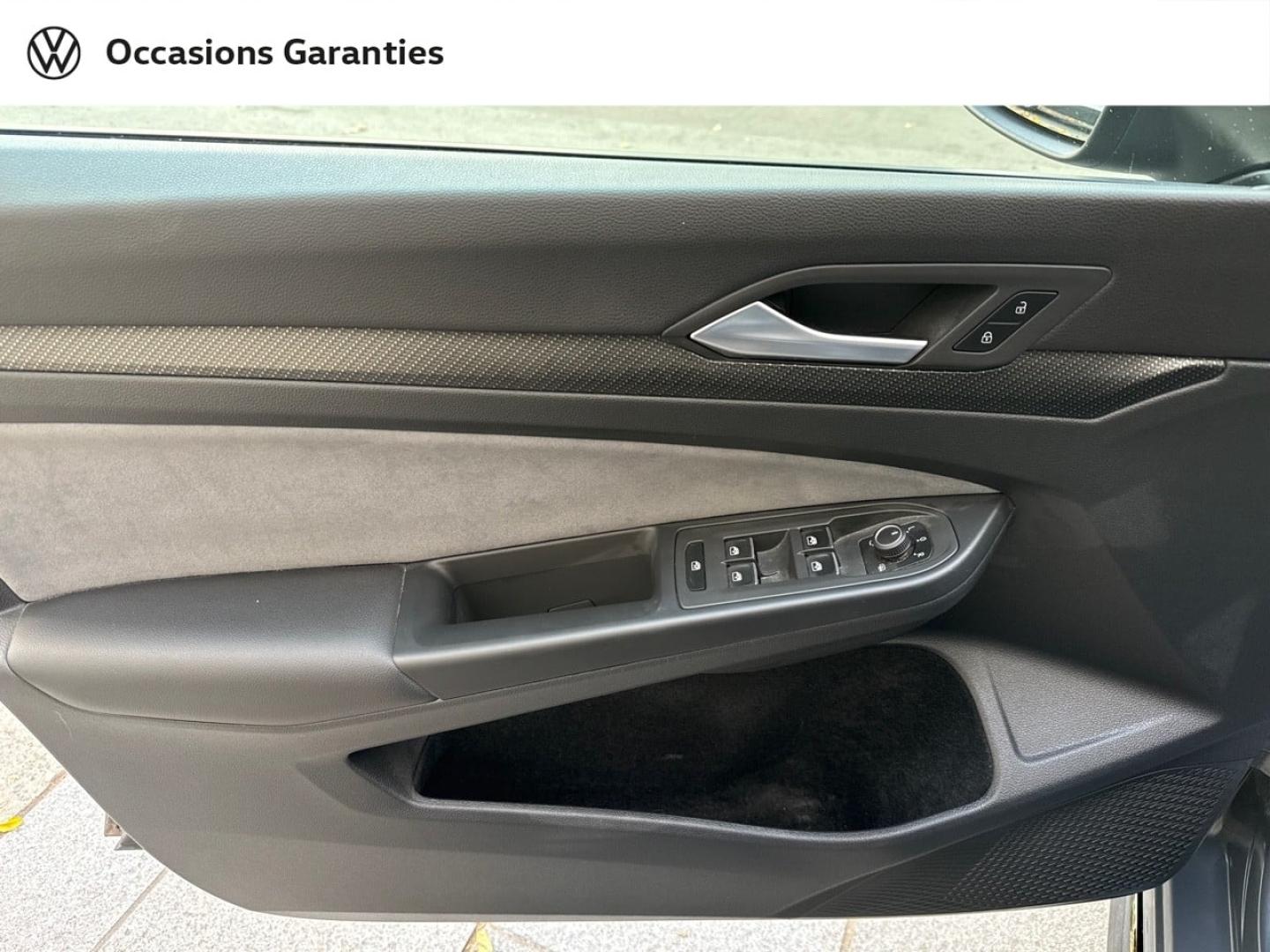 Voitures occasions VOLKSWAGEN GOLF R-Line Paris