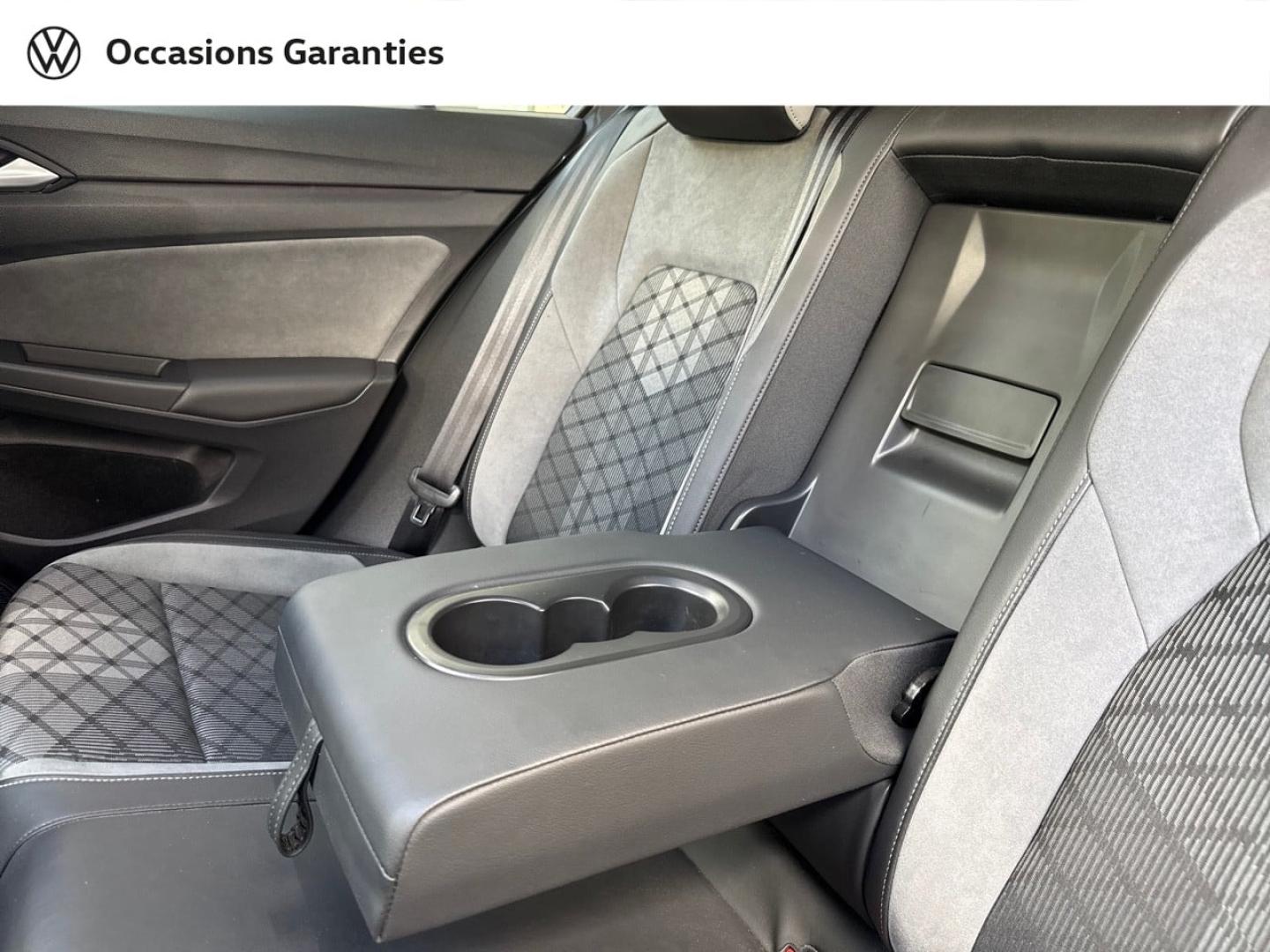 Voitures occasions VOLKSWAGEN GOLF R-Line Paris