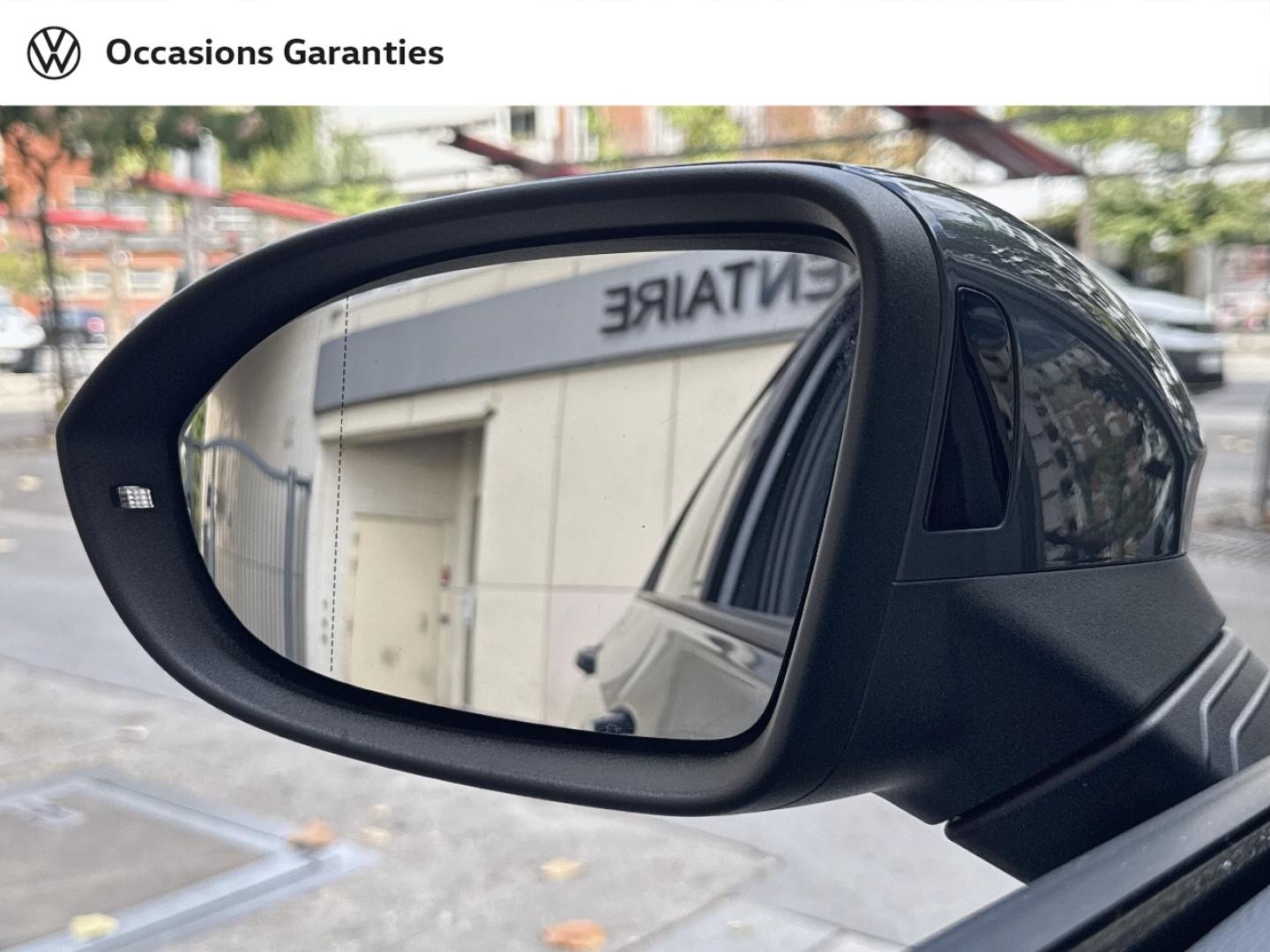 Voitures occasions VOLKSWAGEN GOLF R-Line Paris
