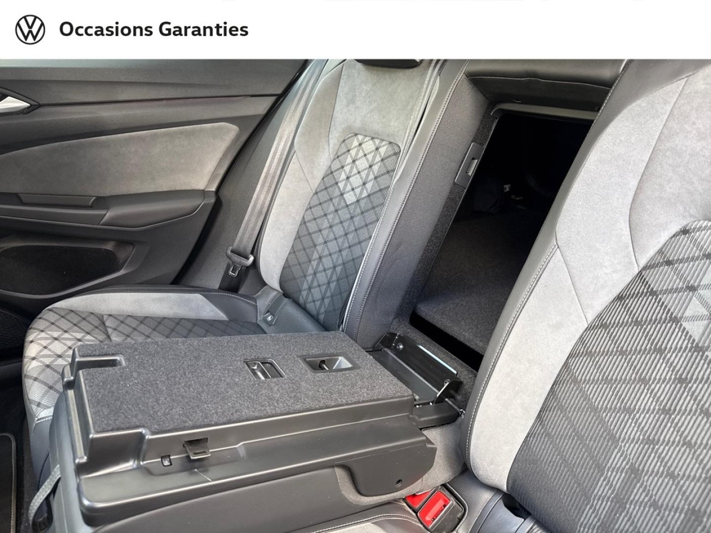 Voitures occasions VOLKSWAGEN GOLF R-Line Paris
