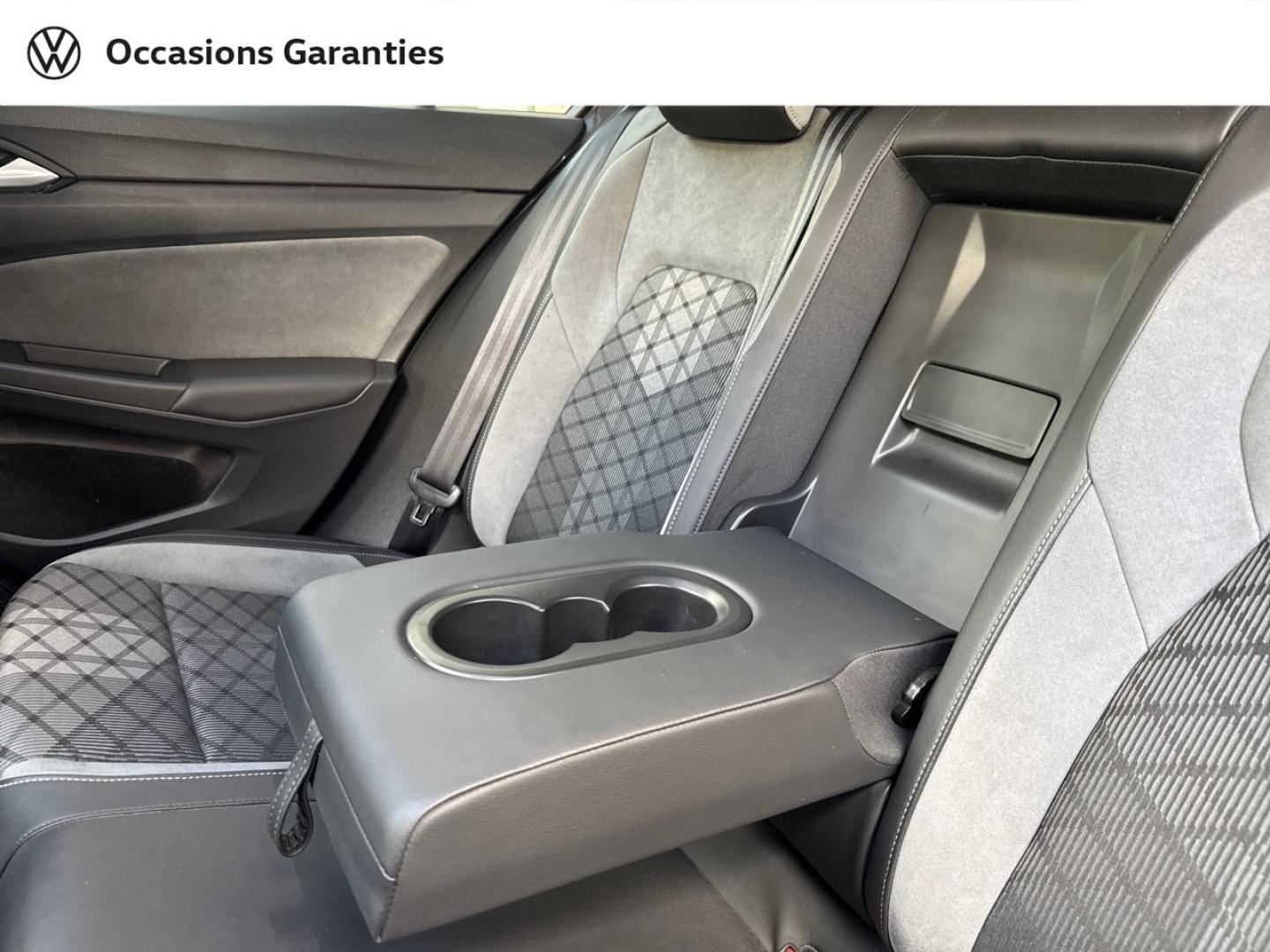 Voitures occasions VOLKSWAGEN GOLF R-Line Paris