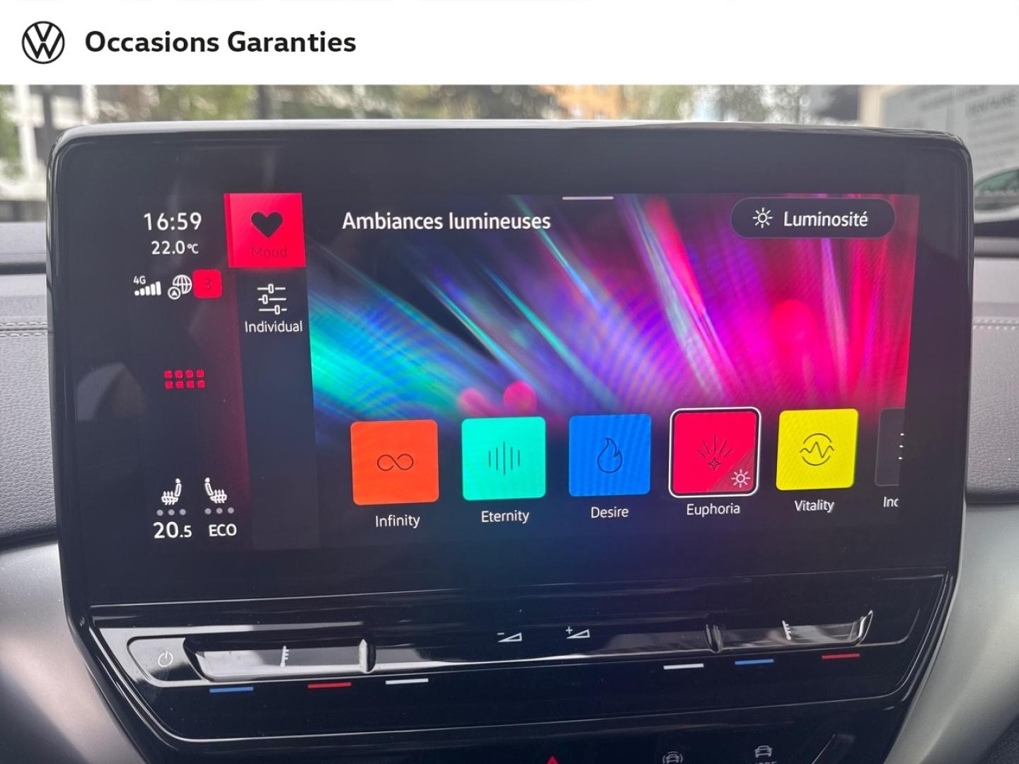 Voitures occasions VOLKSWAGEN ID.4 Life Plus Paris