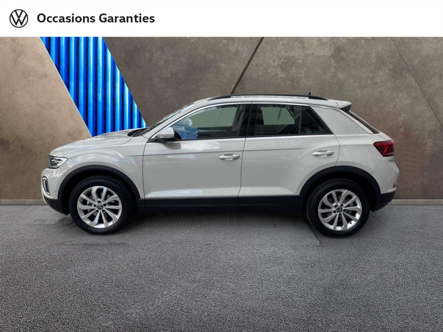 Voitures occasions VOLKSWAGEN T-ROC Life Plus Paris