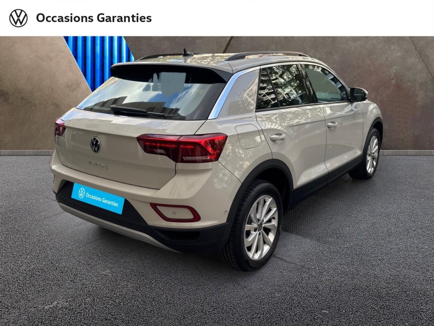 Voitures occasions VOLKSWAGEN T-ROC Life Plus Paris