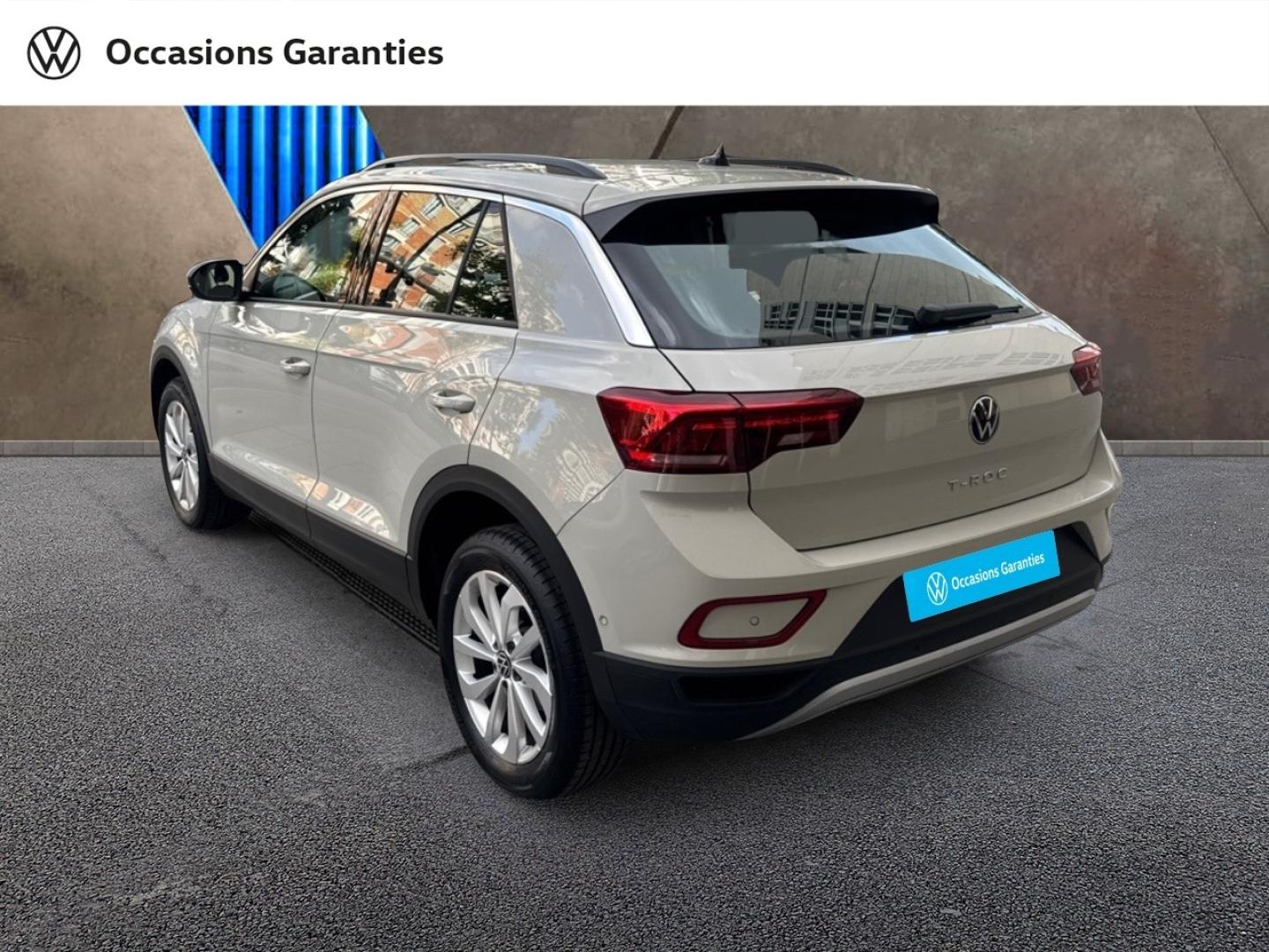 Voitures occasions VOLKSWAGEN T-ROC Life Plus Paris
