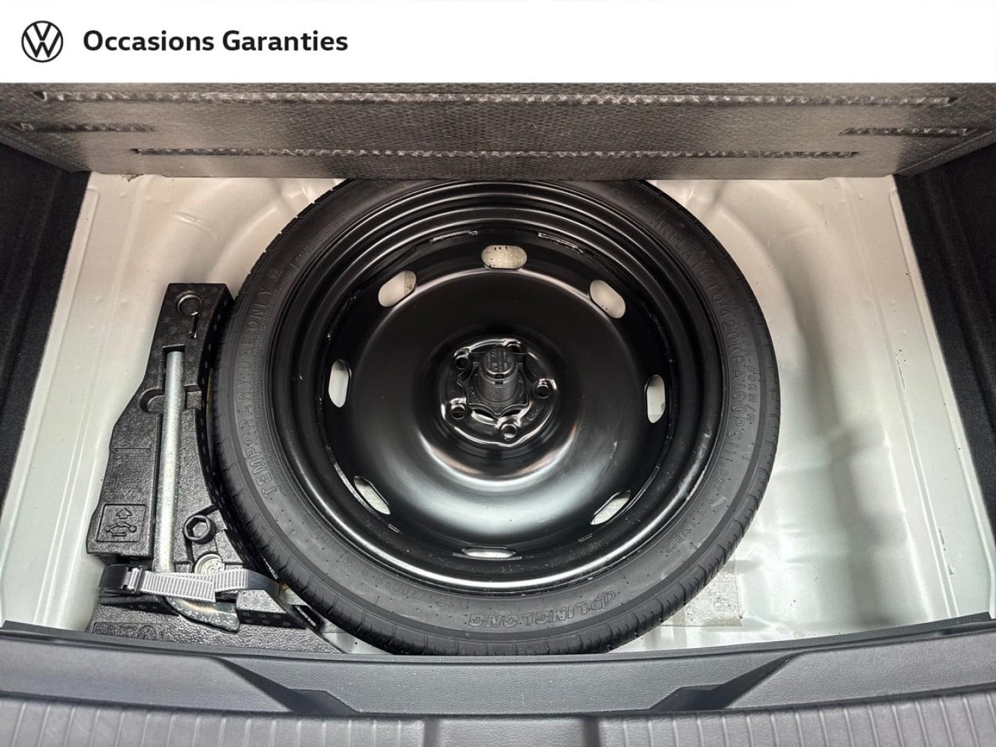 Voitures occasions VOLKSWAGEN T-ROC Life Plus Paris