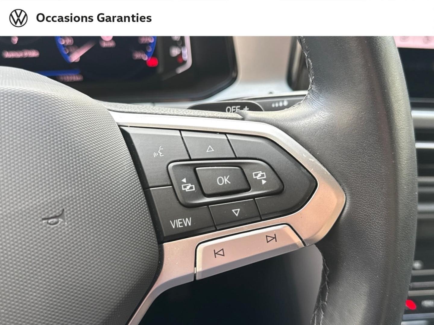 Voitures occasions VOLKSWAGEN T-ROC Life Plus Paris