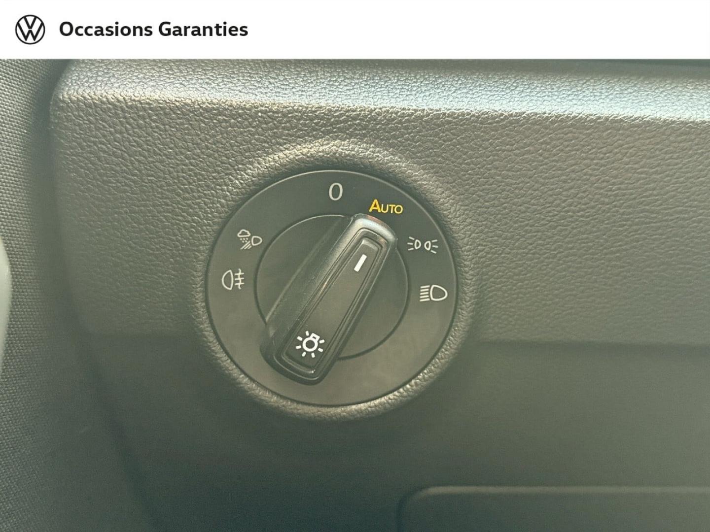 Voitures occasions VOLKSWAGEN T-ROC Life Plus Paris