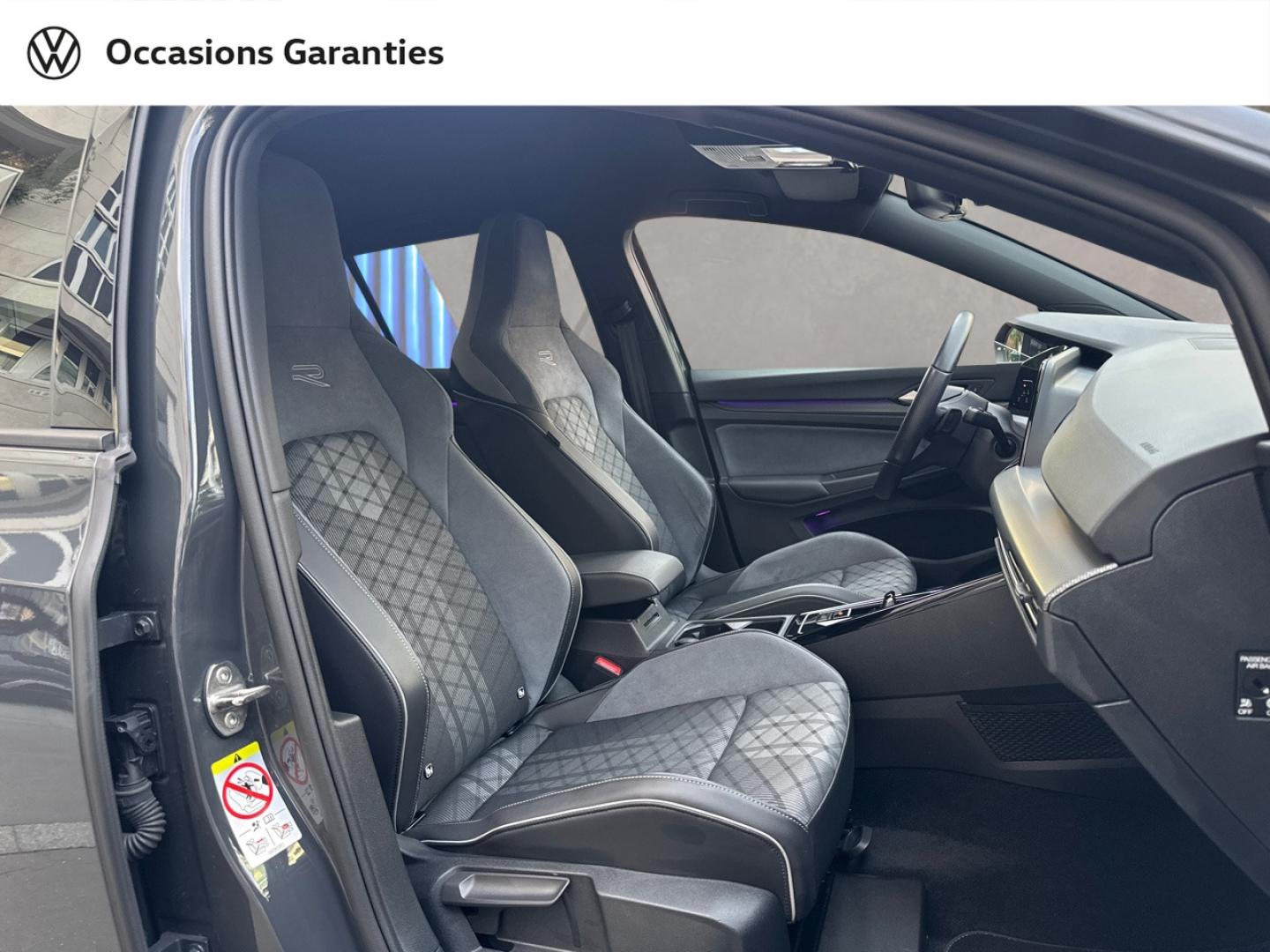 Voitures occasions VOLKSWAGEN GOLF R-Line Paris