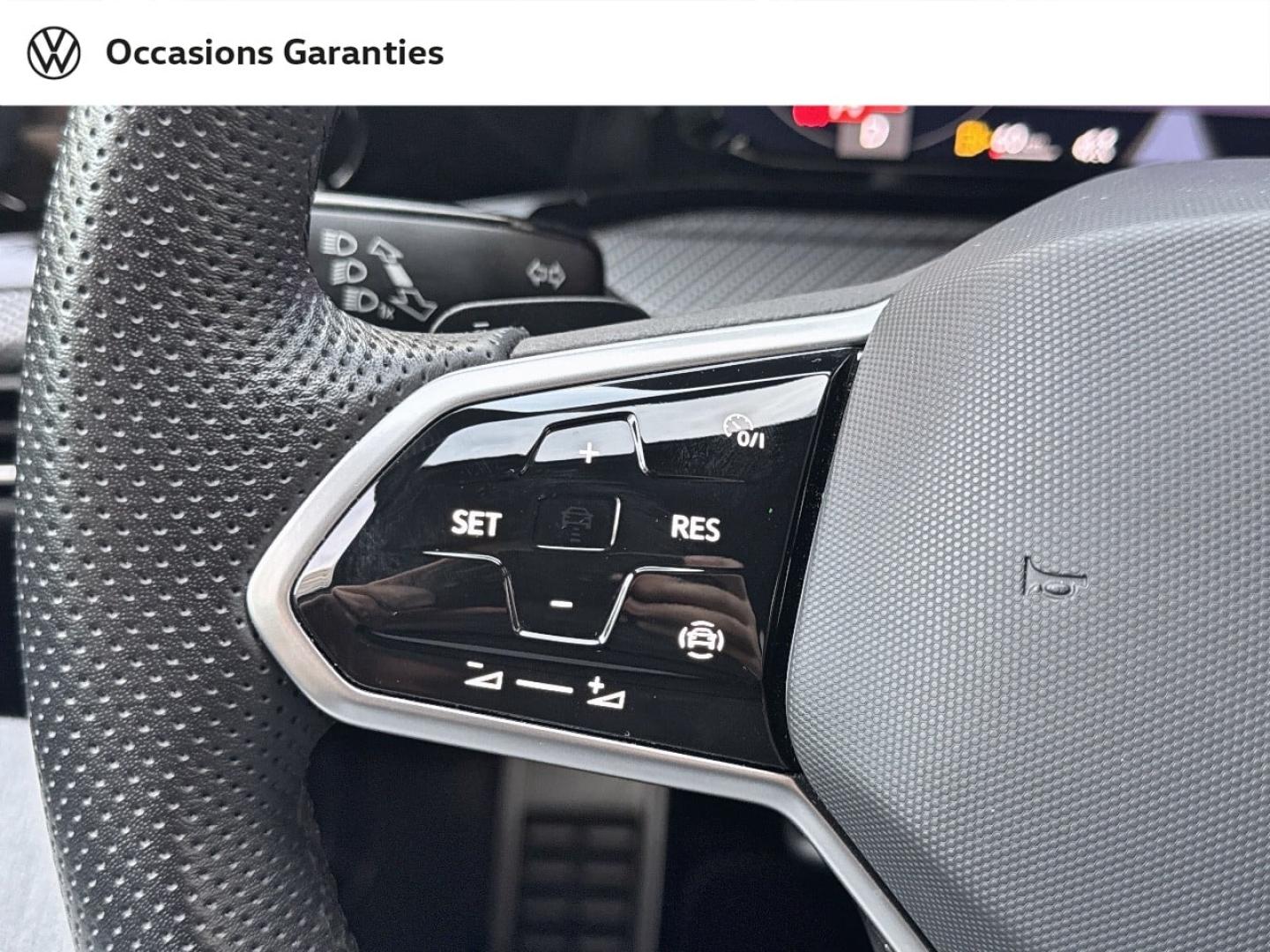 Voitures occasions VOLKSWAGEN GOLF R-Line Paris