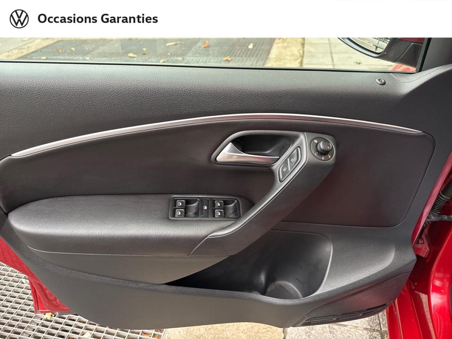 Voitures occasions VOLKSWAGEN POLO Carat Paris