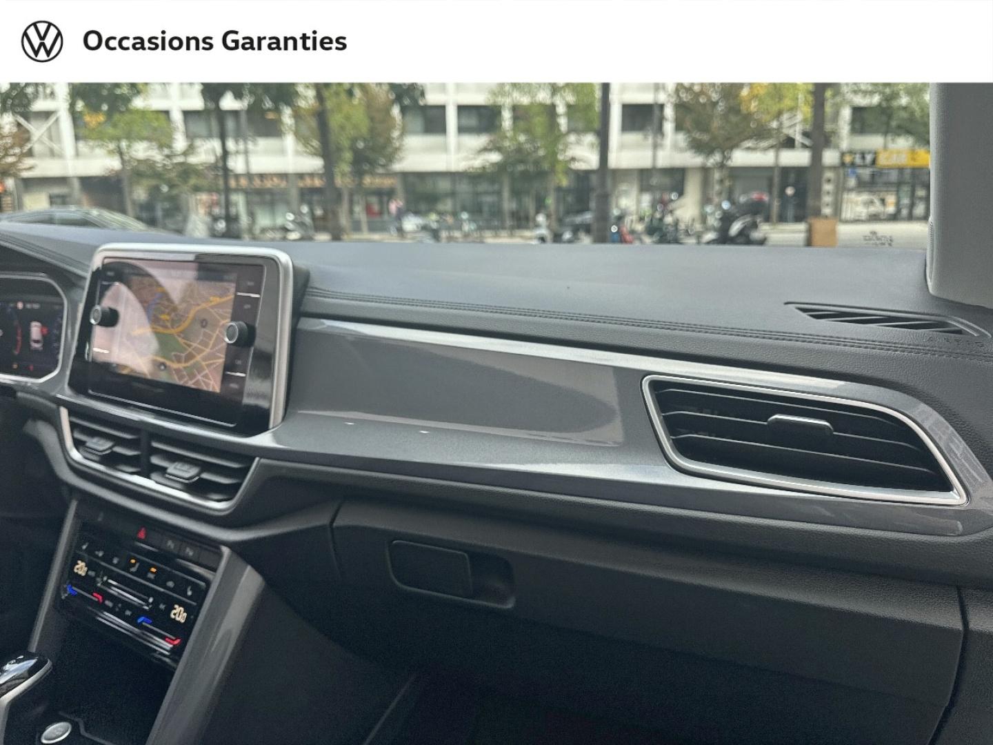 Voitures occasions VOLKSWAGEN T-ROC Style Exclusive Paris