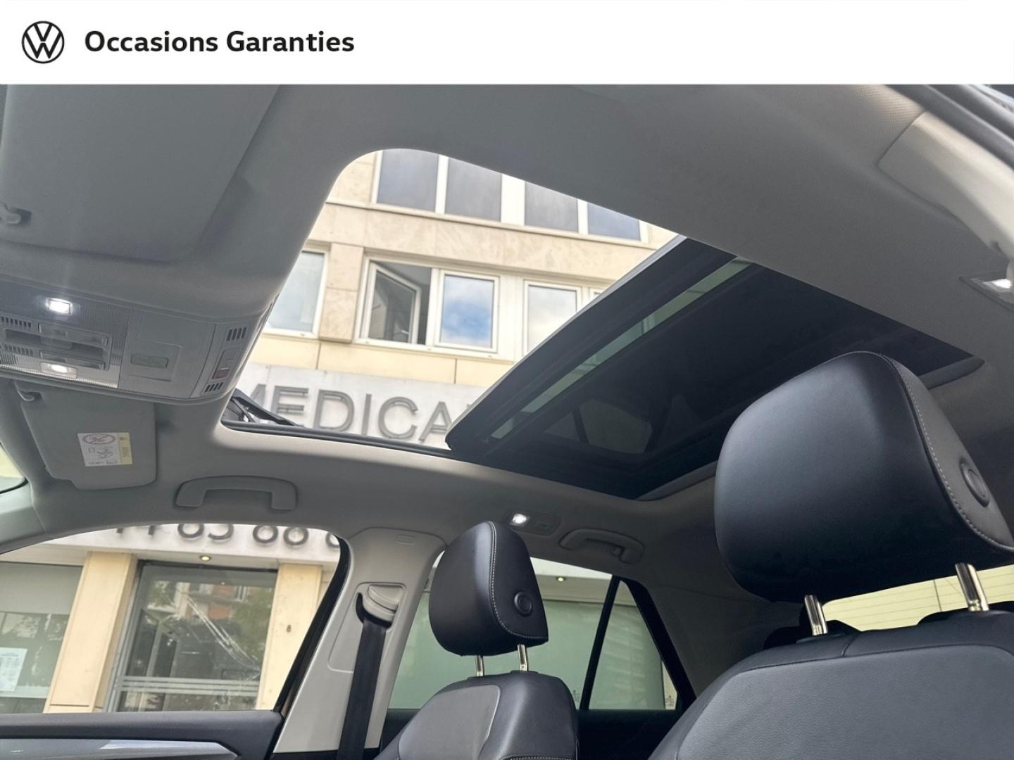 Voitures occasions VOLKSWAGEN T-ROC Style Exclusive Paris
