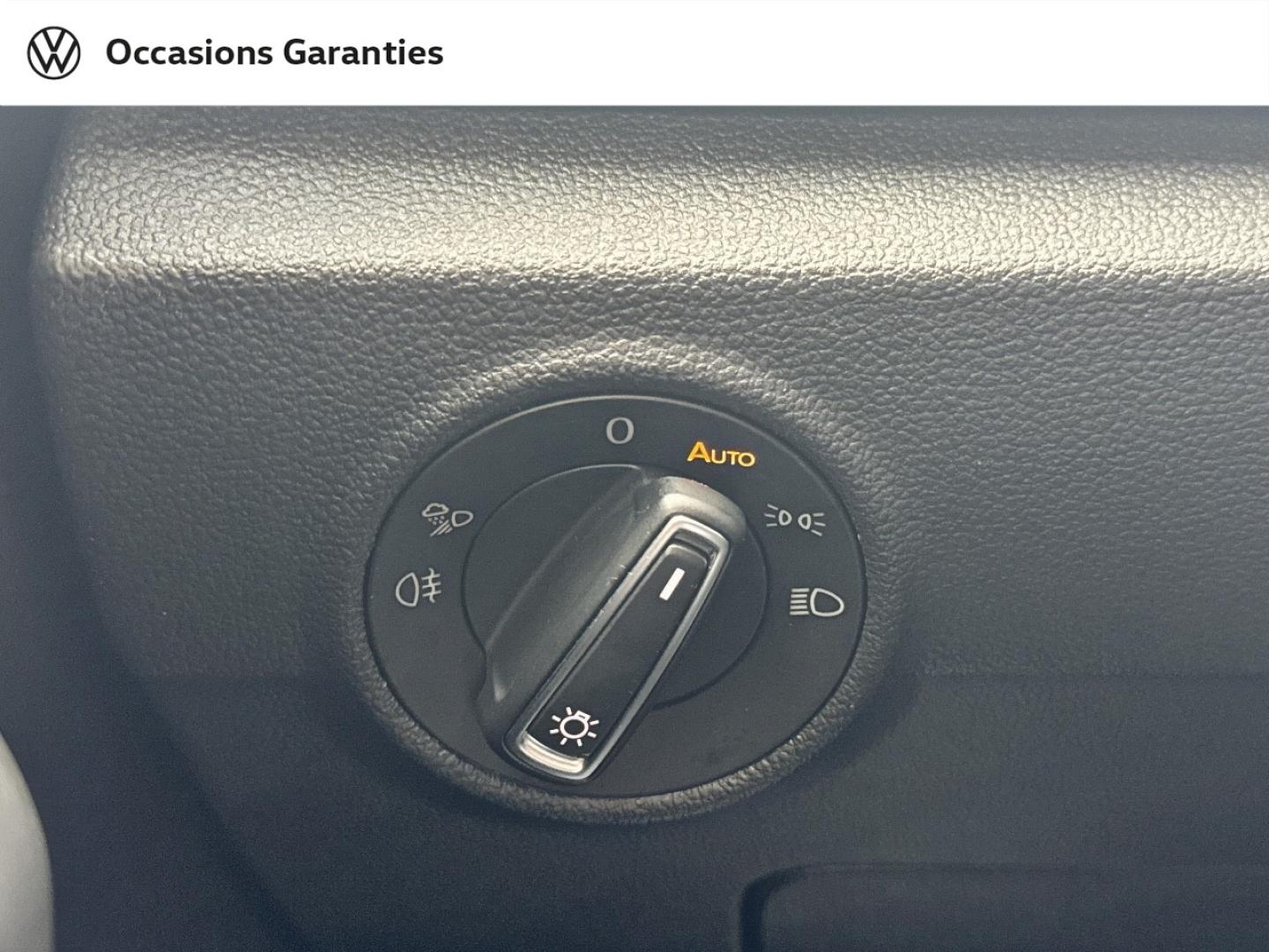 Voitures occasions VOLKSWAGEN T-ROC Style Exclusive Paris