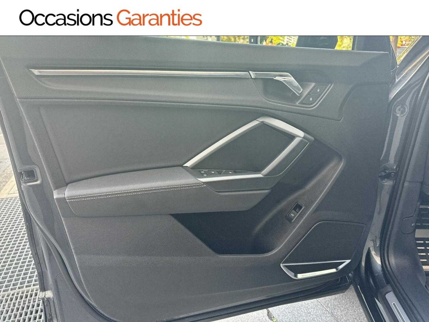 Voitures occasions Audi Q3 S Edition Paris