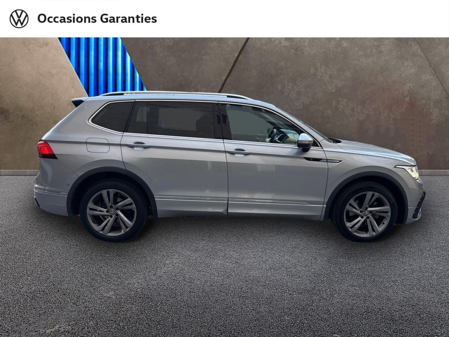 Voitures occasions VOLKSWAGEN TIGUAN ALLSPACE R-Line Paris