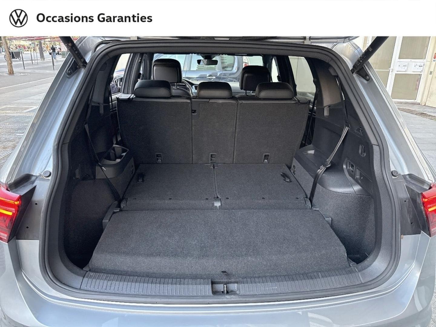 Voitures occasions VOLKSWAGEN TIGUAN ALLSPACE R-Line Paris