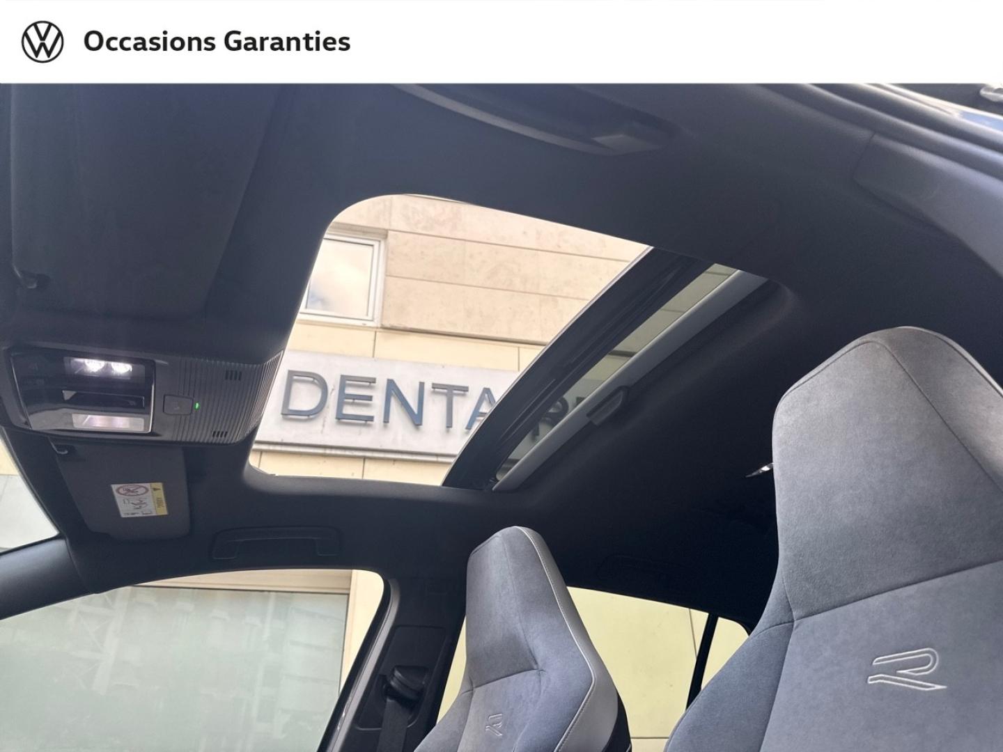 Voitures occasions VOLKSWAGEN GOLF R-Line Paris