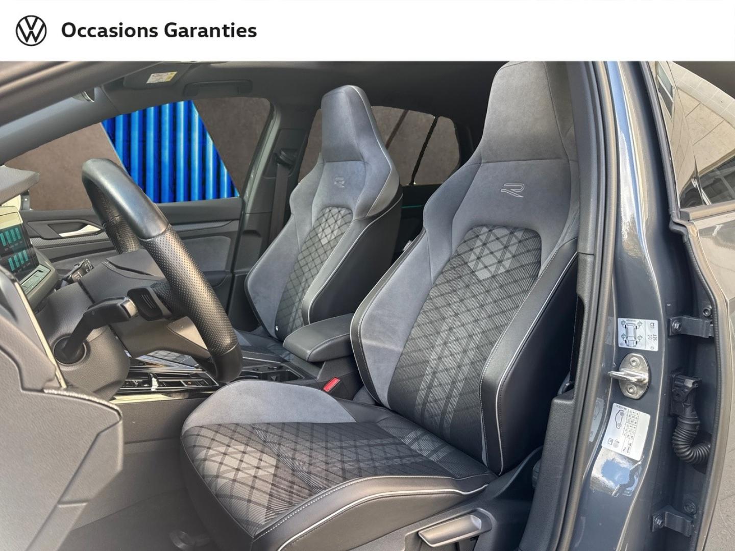 Voitures occasions VOLKSWAGEN GOLF R-Line Paris