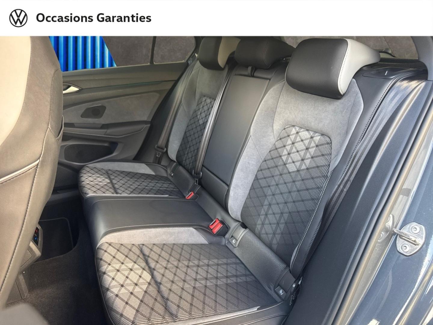 Voitures occasions VOLKSWAGEN GOLF R-Line Paris
