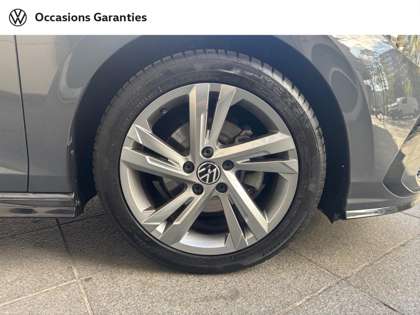 Voitures occasions VOLKSWAGEN GOLF R-Line Paris
