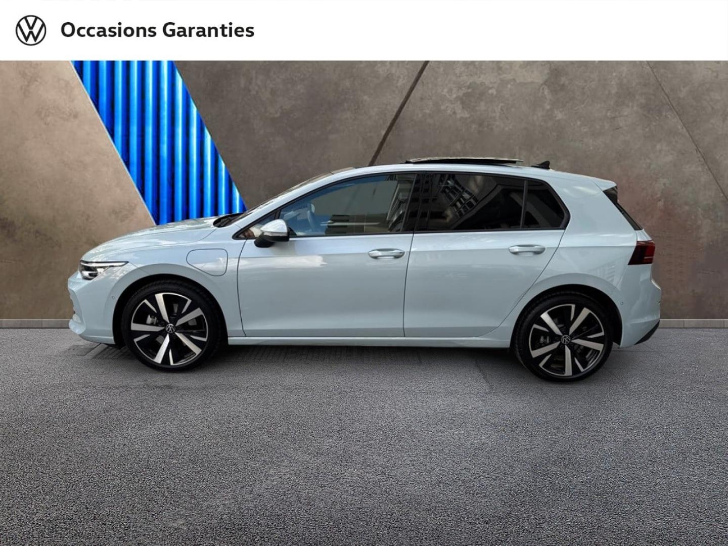 Voitures occasions VOLKSWAGEN GOLF VW Edition Paris